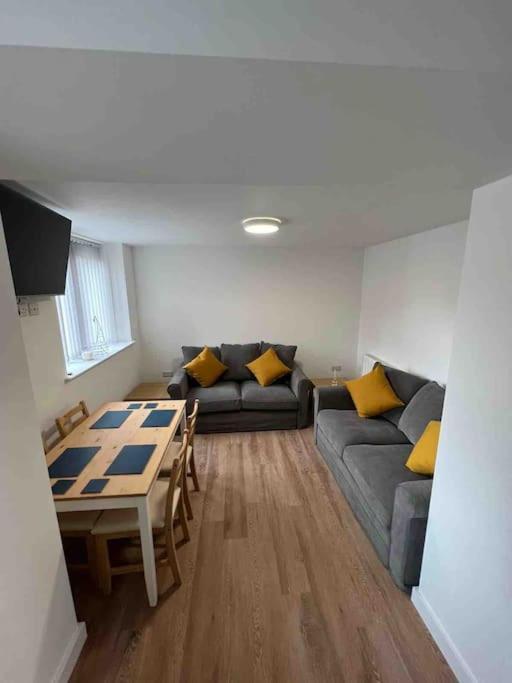 דירות Newly Built 2 Bed Flat In The Heart Of ליק מראה חיצוני תמונה
